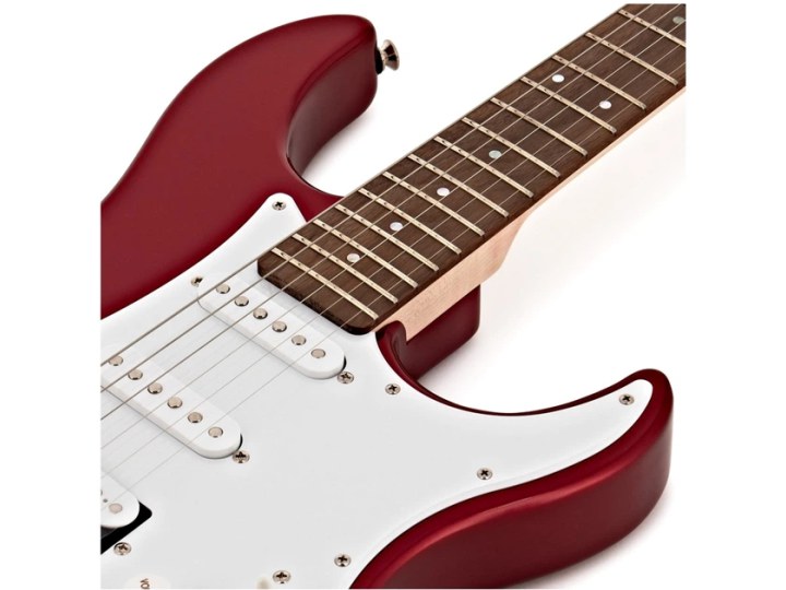 Електрогітара Yamaha PACIFICA 012 R